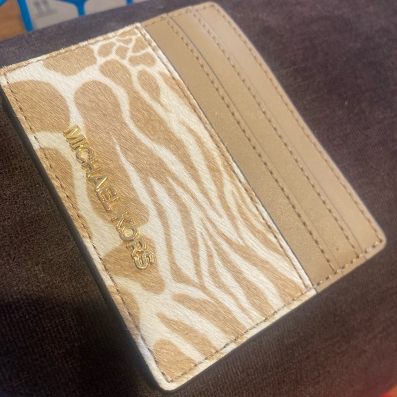 Michael Kors Zebra Print Card Holder in Tan and Cream new - Picture 2 of 6
